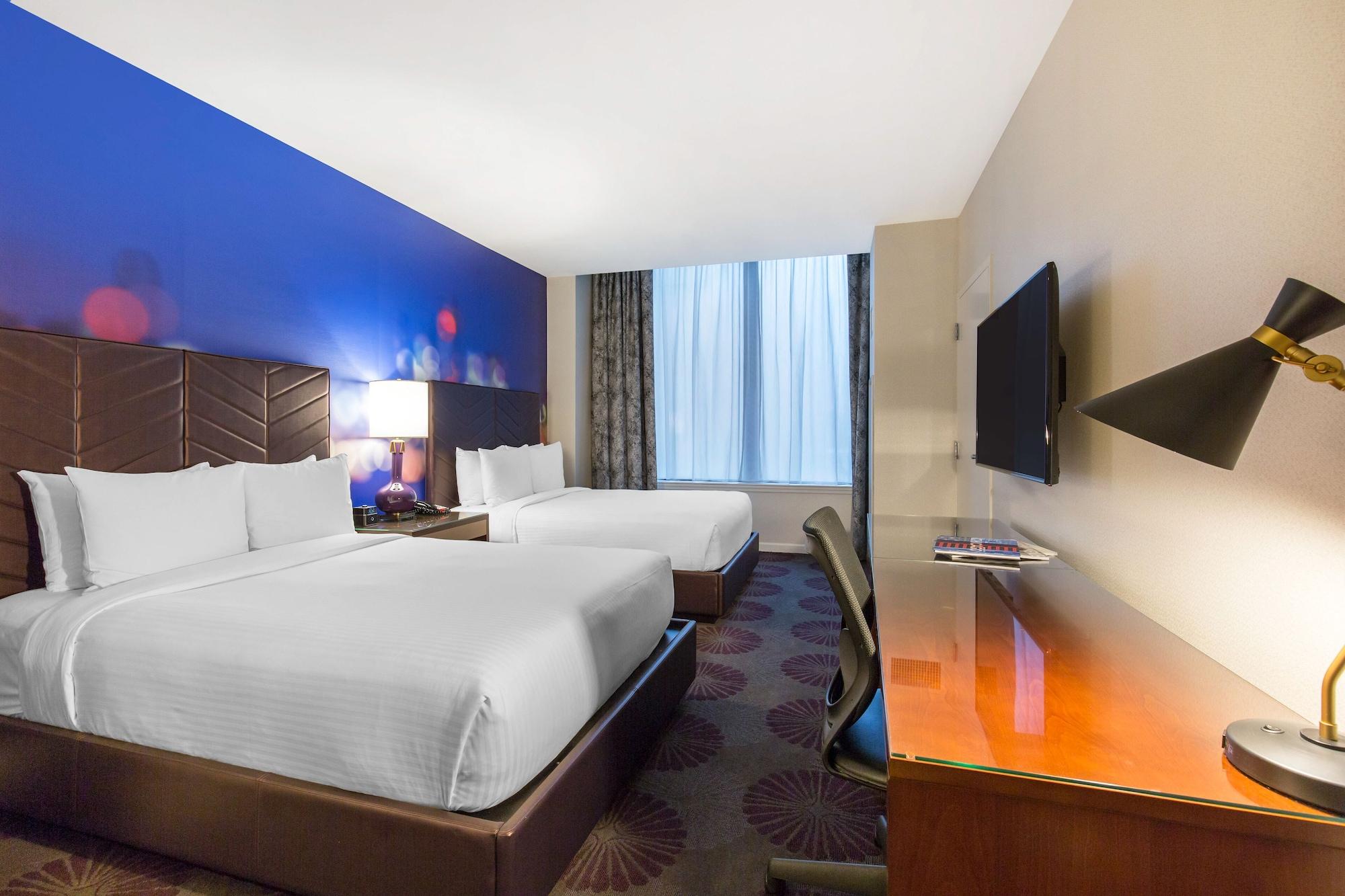 The Collection Magnificent Mile 4*